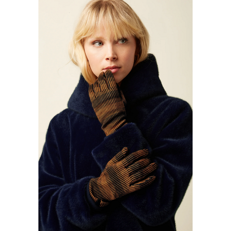 Fuzzy Glove KING LOUIE 19,95 €